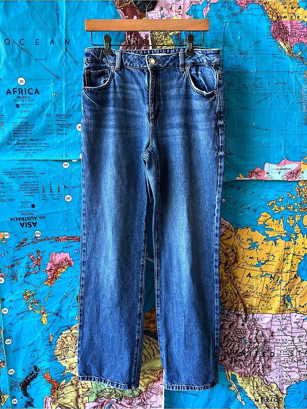 Garage 90’s Straight Jeans Size 9